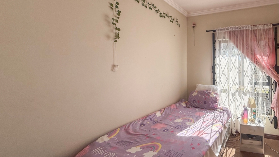 To Let 2 Bedroom Property for Rent in Melodie North West